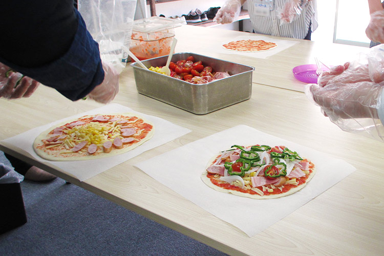 ピザ作り